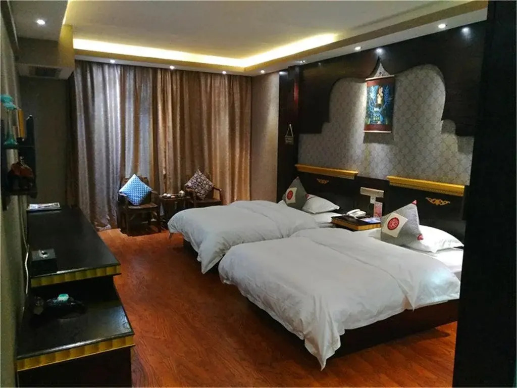 Peacock Princess Hotel
