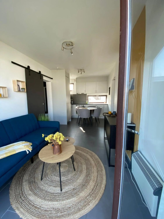 Pillar Home