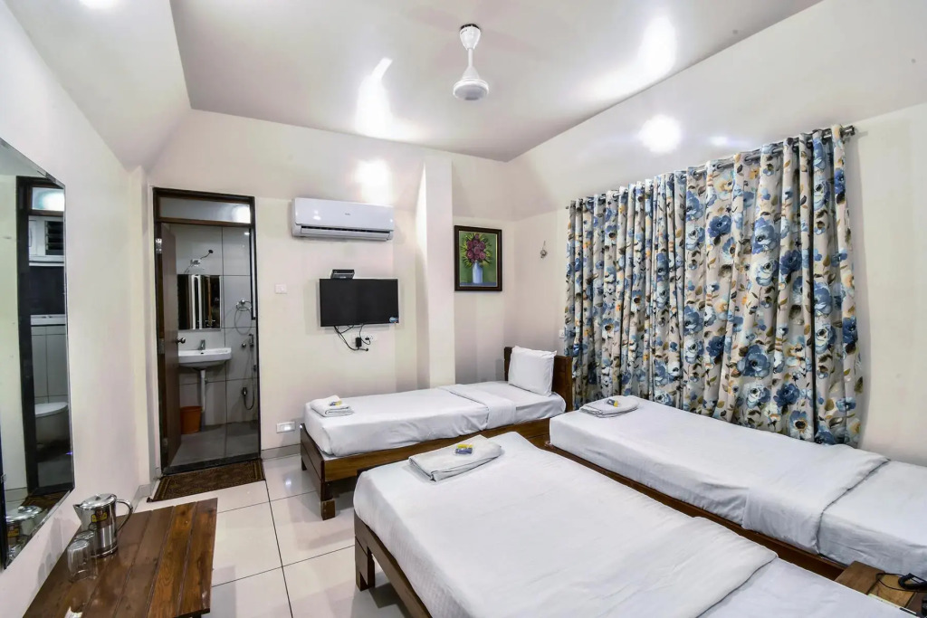 Hotel Prafulla, Kolhapur