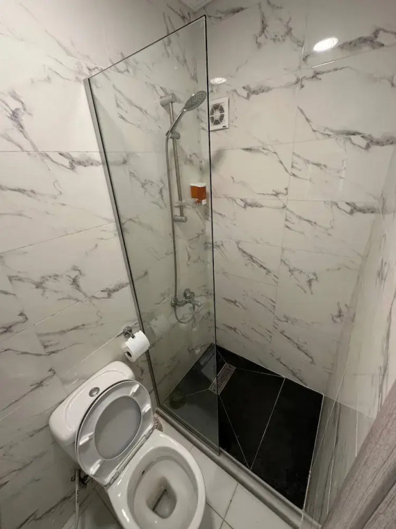 Private 33near Downtown Kh&sh