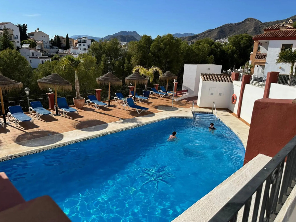 Spacious family villa Aljamar 8a