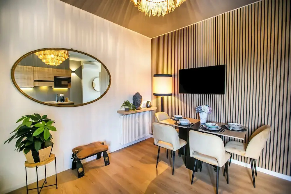 10 Floor Apartments by Quokka 360 - Como City View & Parking