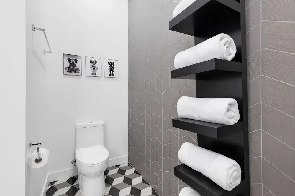 LiV MTL Plaza Grand Luxe Penthouse Near Downtown Montreal
