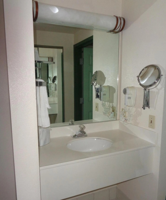Allure Suites of Fort Myers