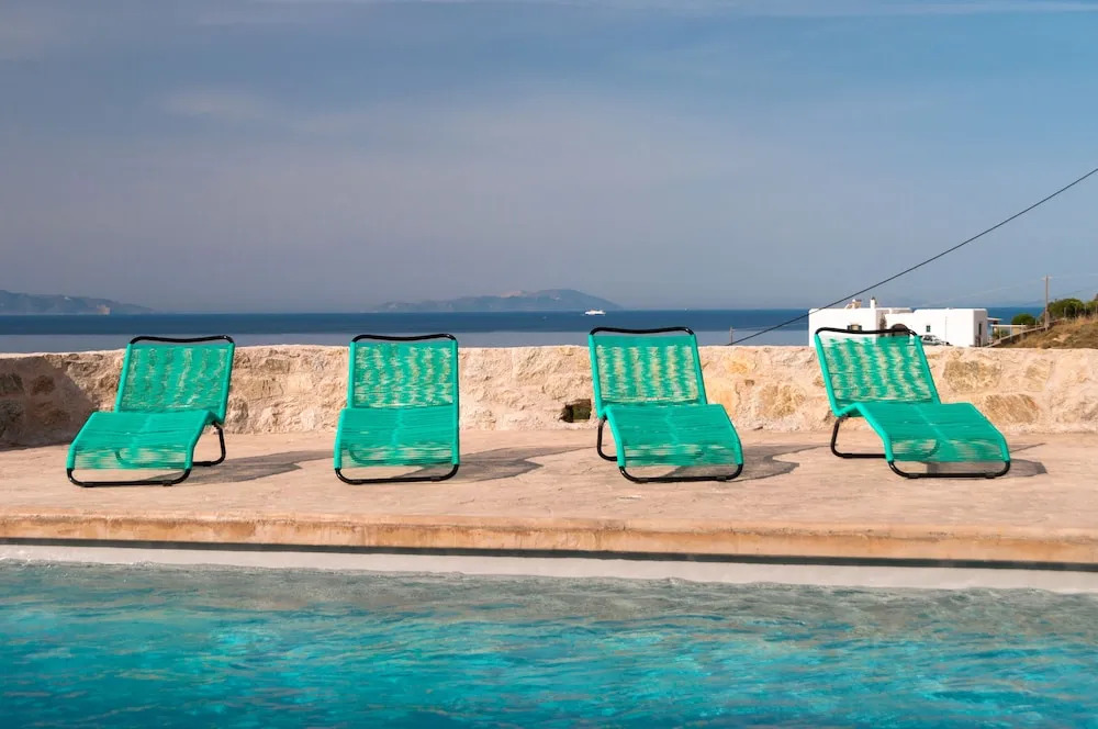 Mikri Villas