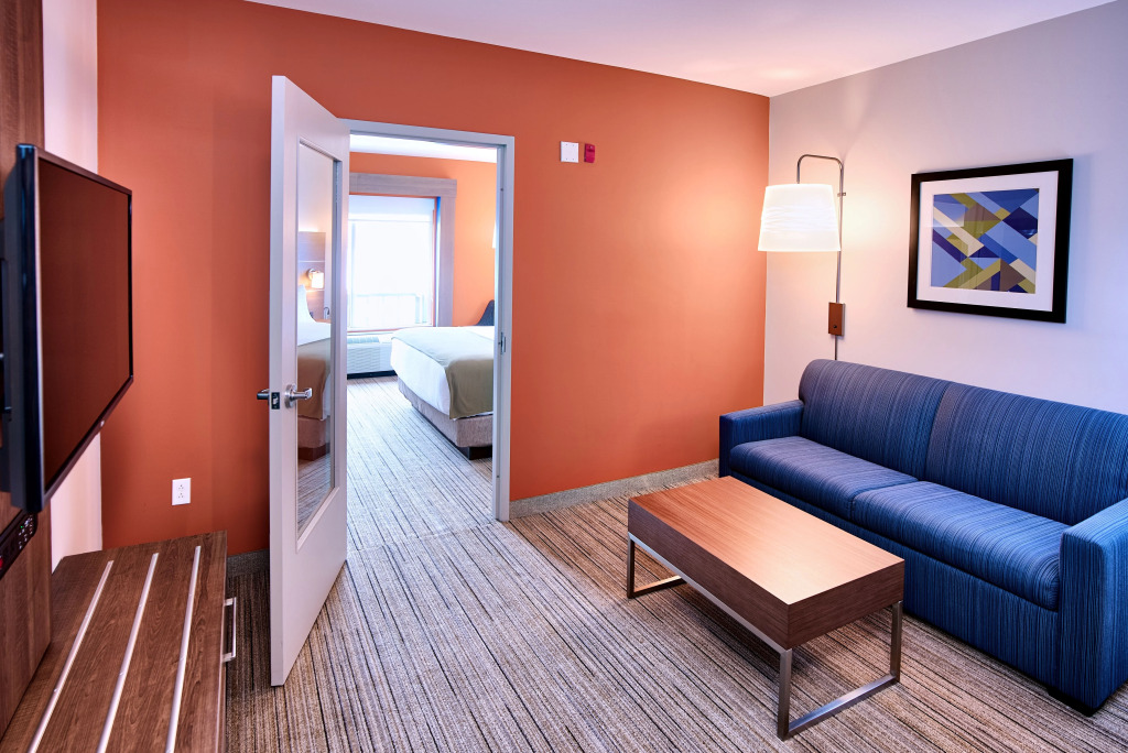 Holiday Inn Express Hotel & Suites Dieppe Airport by IHG