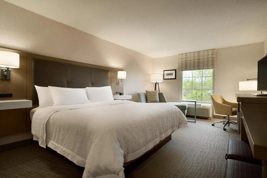 Hampton Inn & Suites Middletown