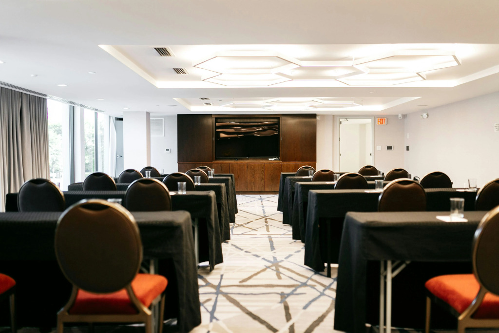Graduate by Hilton Dallas