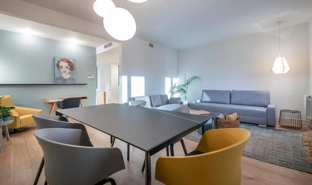 You Stylish Business Apartments