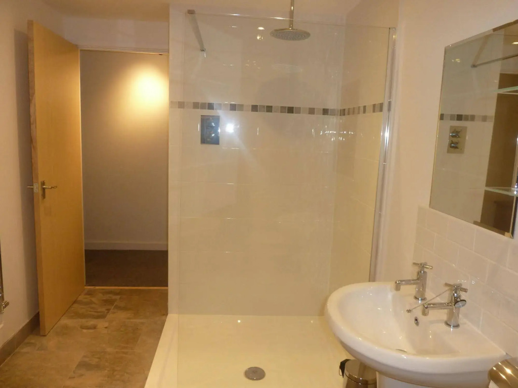 Parrett Hotel