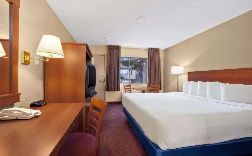 Days Inn Las Vegas at Wild Wild West Gambling Hall