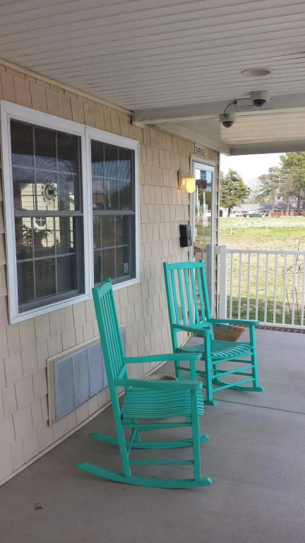 Shore Stay Suites