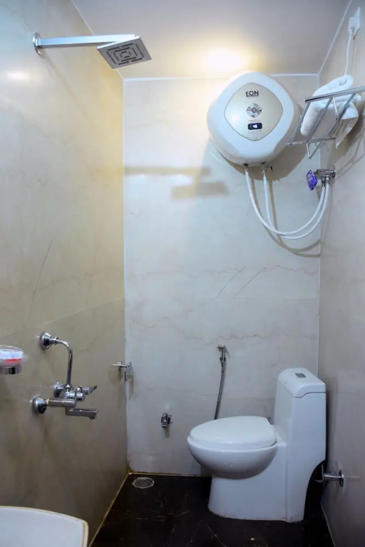 Hotel Gharonda