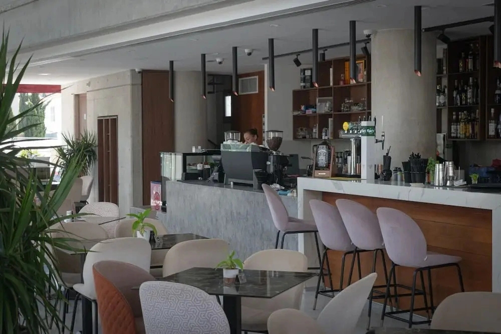 Crystalview Elysia by Staycom
