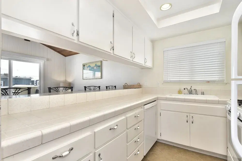129 27th St B 3 Bedroom Duplex