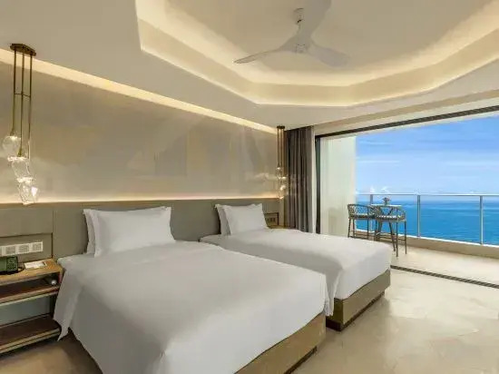 Salt Crystal Hotel By RìChū