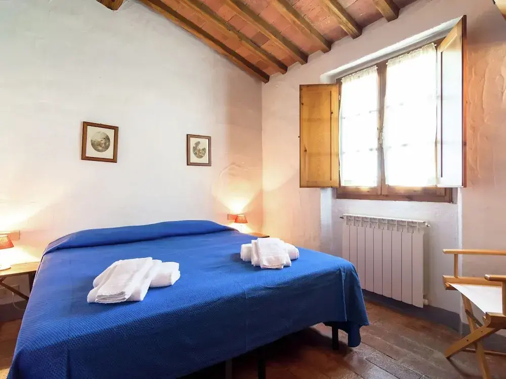 Splendid Farmhouse with Swimming Pool, Garden, Terrace, Bbq