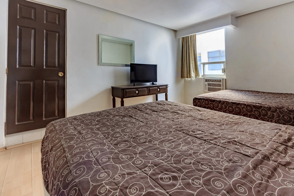 Capital O Hotel Colon Express Guadalajara