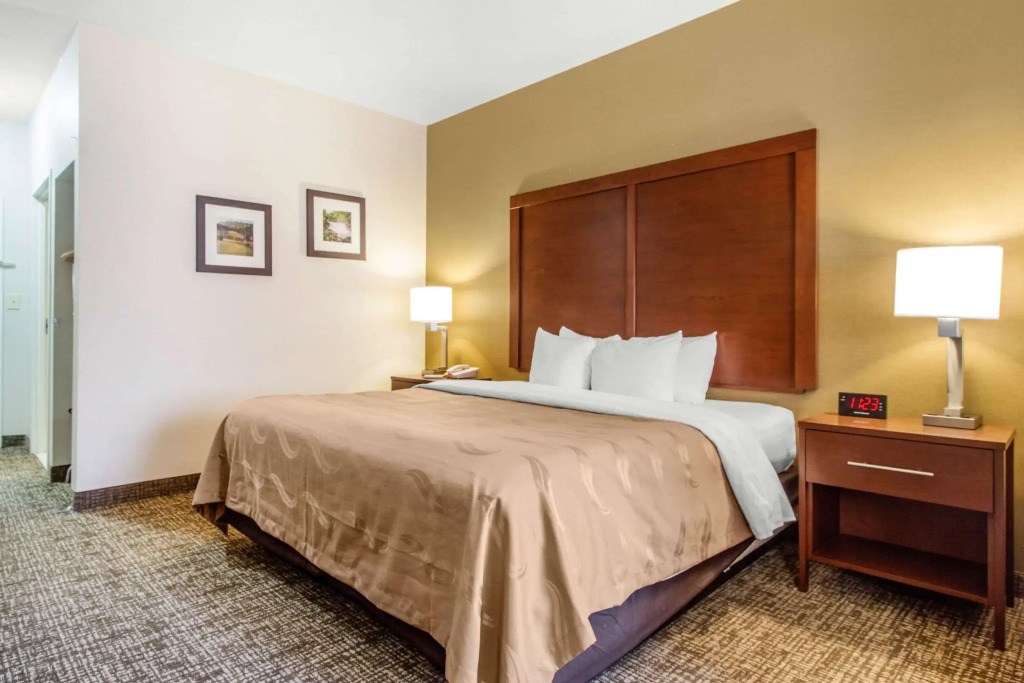 Quality Suites Corbin North