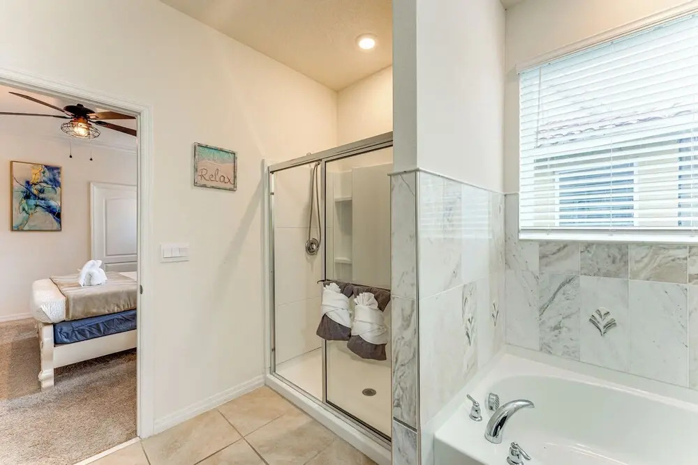 10 Mi to Disney World: Oasis w/ Resort Amenities!