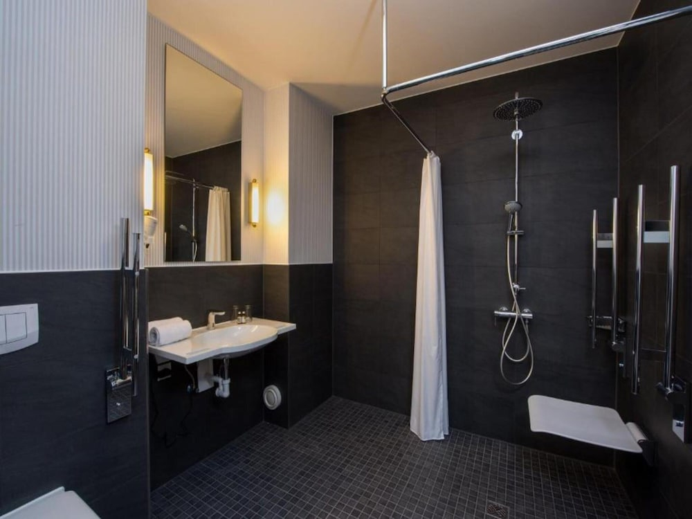 Sunday Resorts Rugen Suites for 3-person