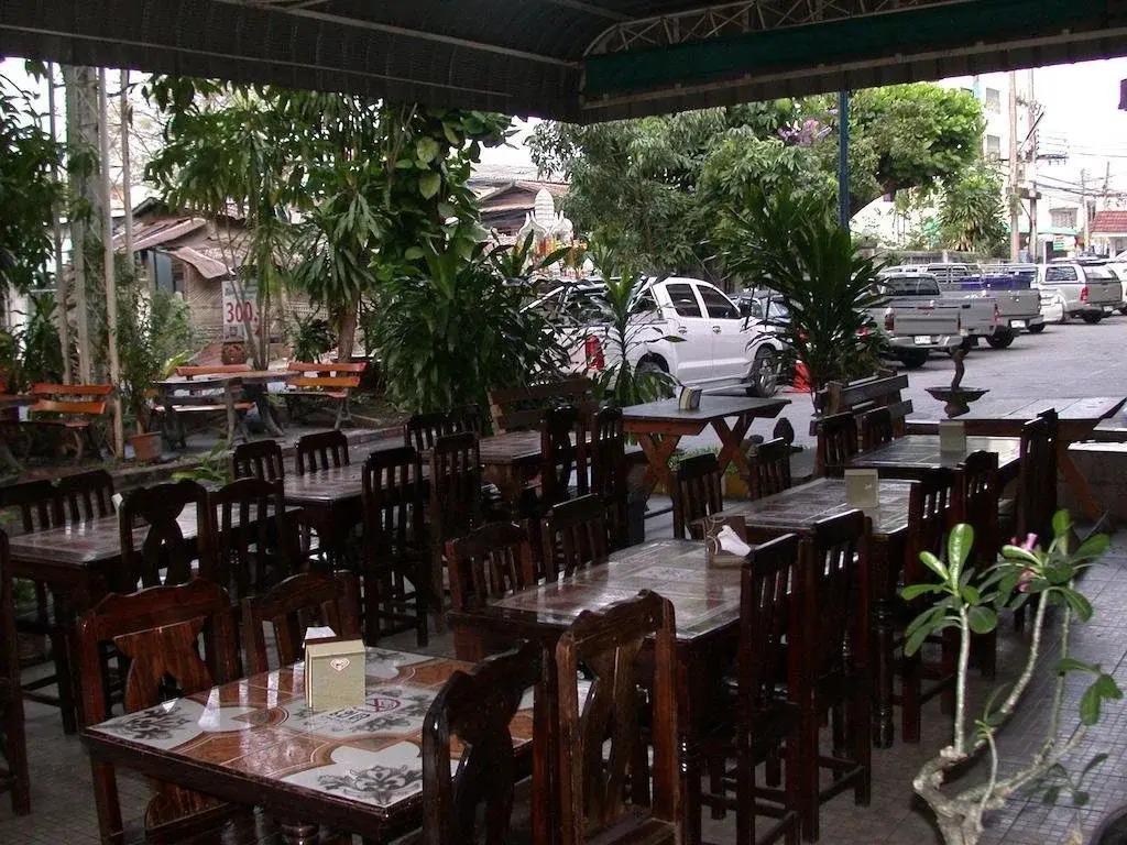 Inthanin Hotel
