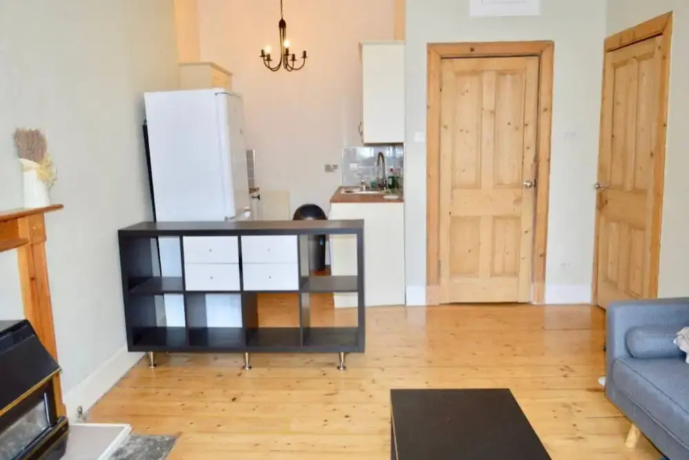 Bright & Spacious 1BD Apartment in Edinburgh