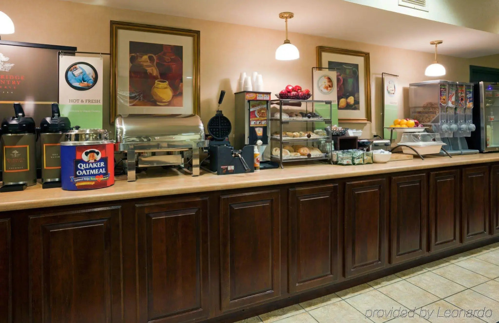 Country Inn & Suites by Radisson, Middleton - Madison West