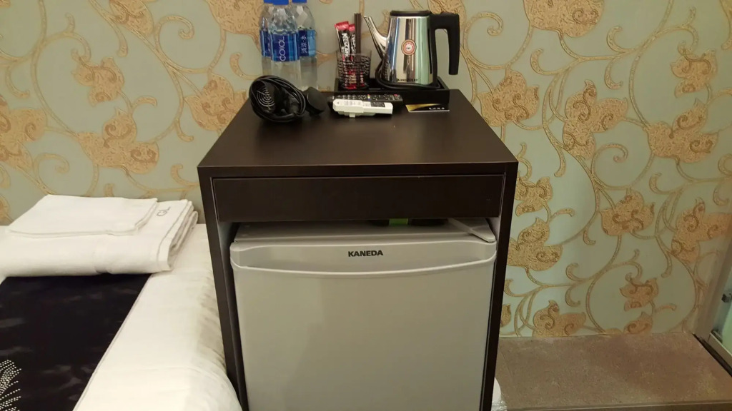 Seasons Hotel - Causeway Bay