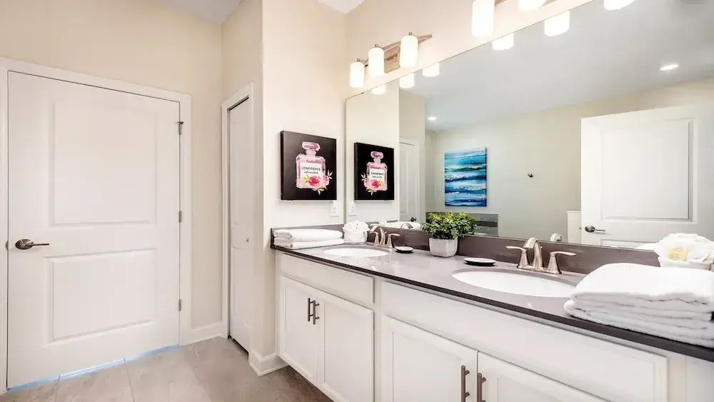 Family-friendly Home With Pool & Movie Theater