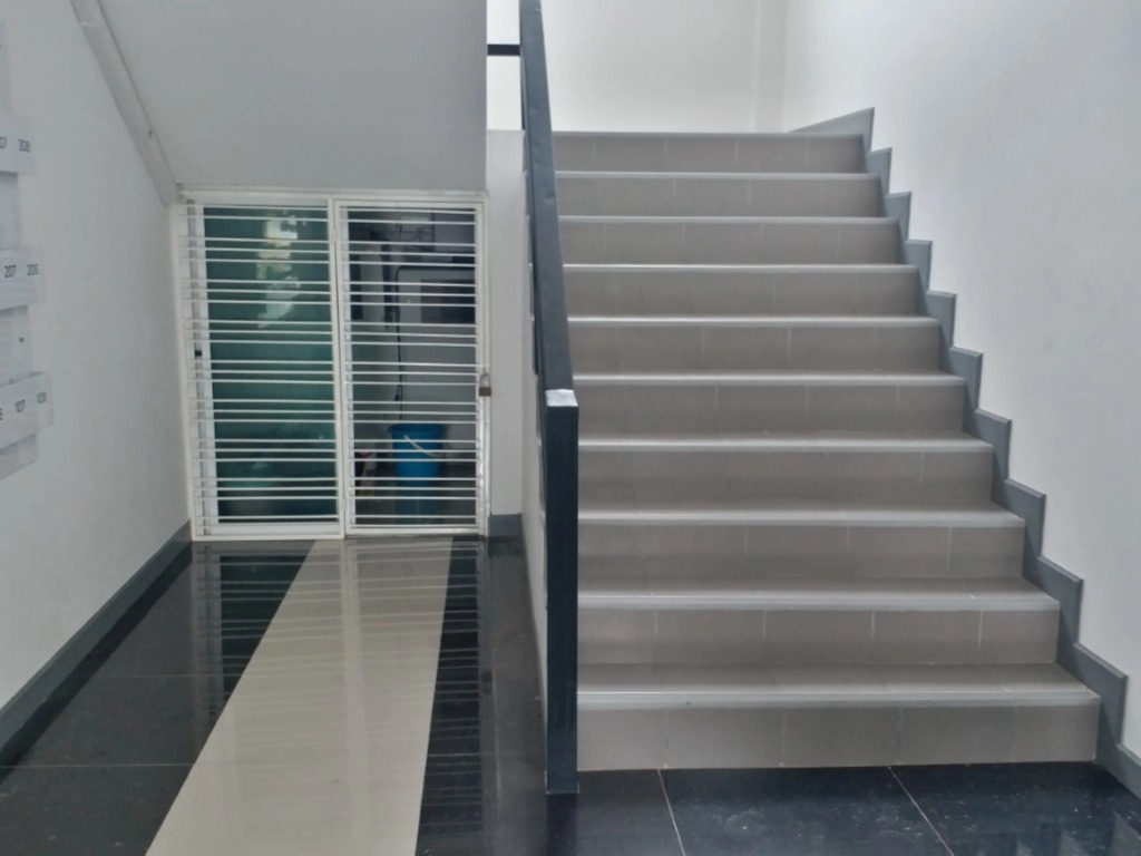OYO 1159 K and K Apartment