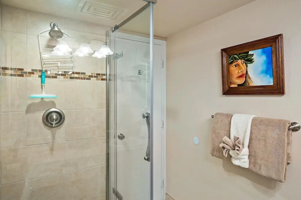 Kamaole Sands 9-301 - Luxurious Renovation, Split AC, Wi-fi, Ocean View Condo