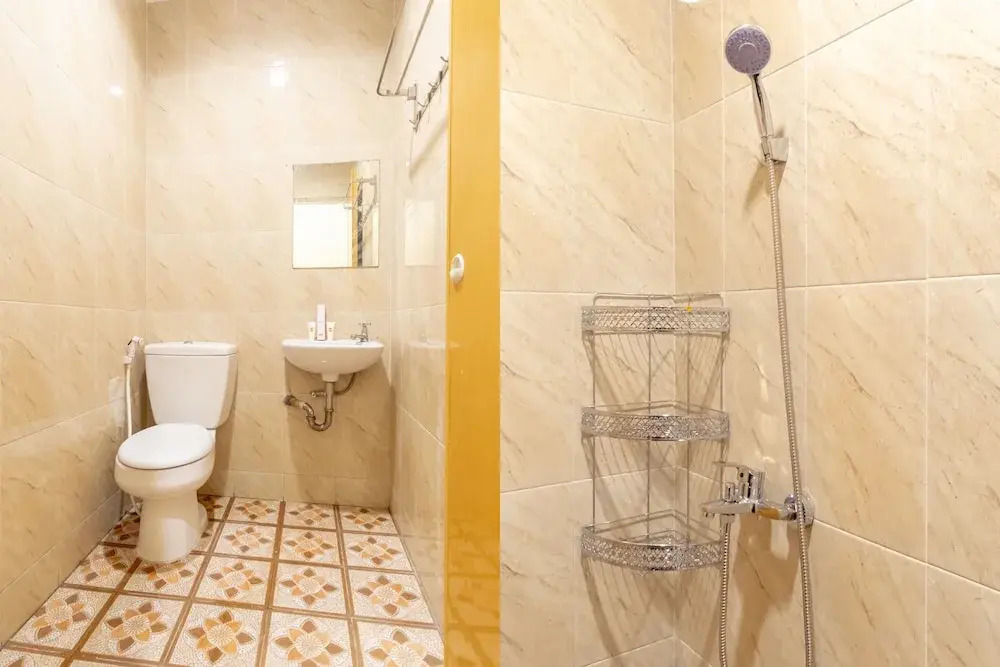 Oyo 1505 Studio 10 Home Stay