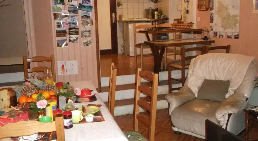 Chambres dHôtes Les Raimbaudières