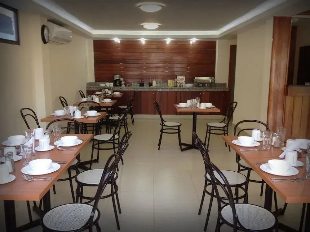 Hotel Palmira Inn