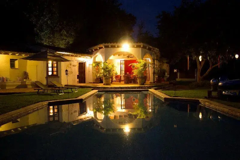 Casa Flor de Mayo