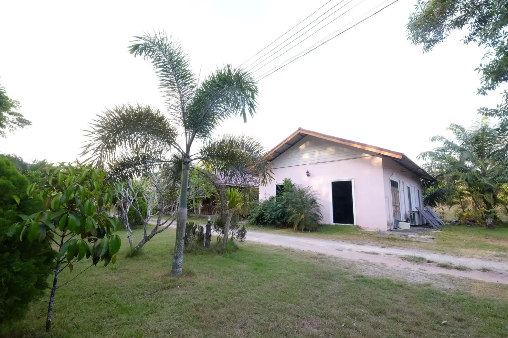 Petch Anda Resort
