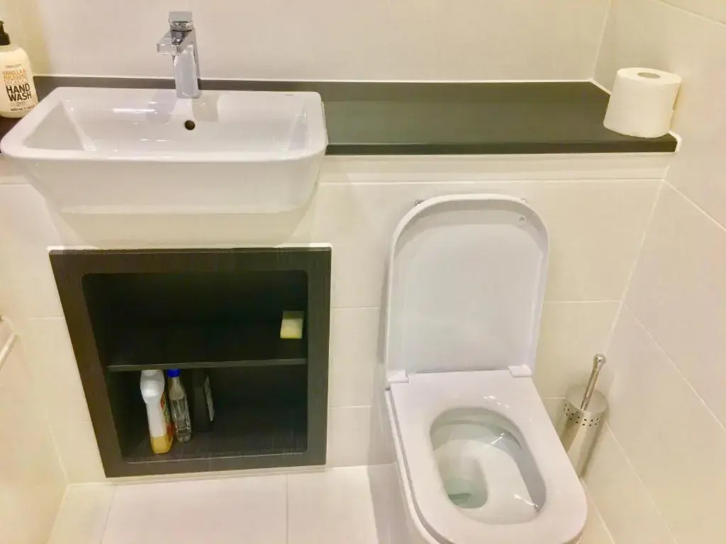 2-Bedrooms Apartment, Lounge, Balcony