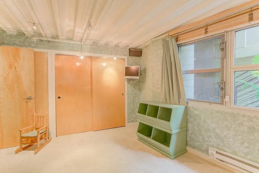 Spear Street Unit #122 - 2 Br Condo