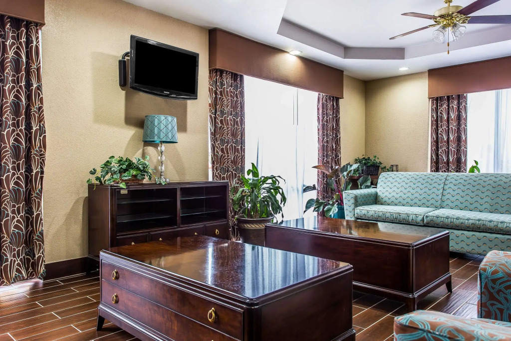 Quality Inn & Suites Orangeburg