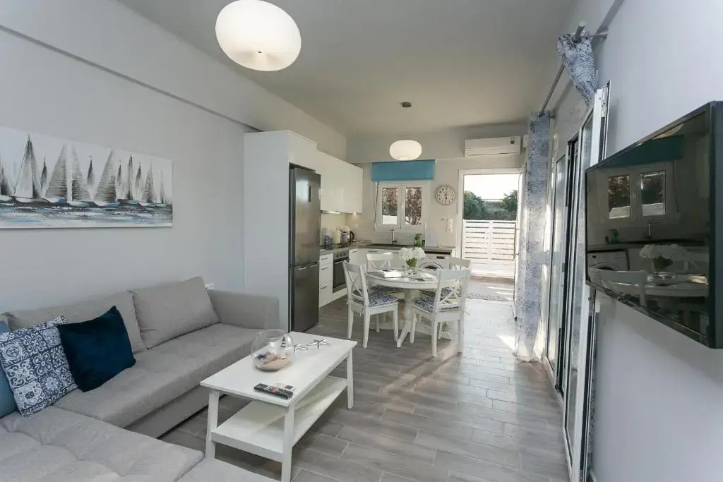 Manos Housing Units