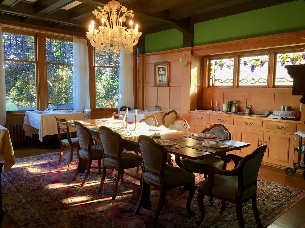 Prior Castle Inn