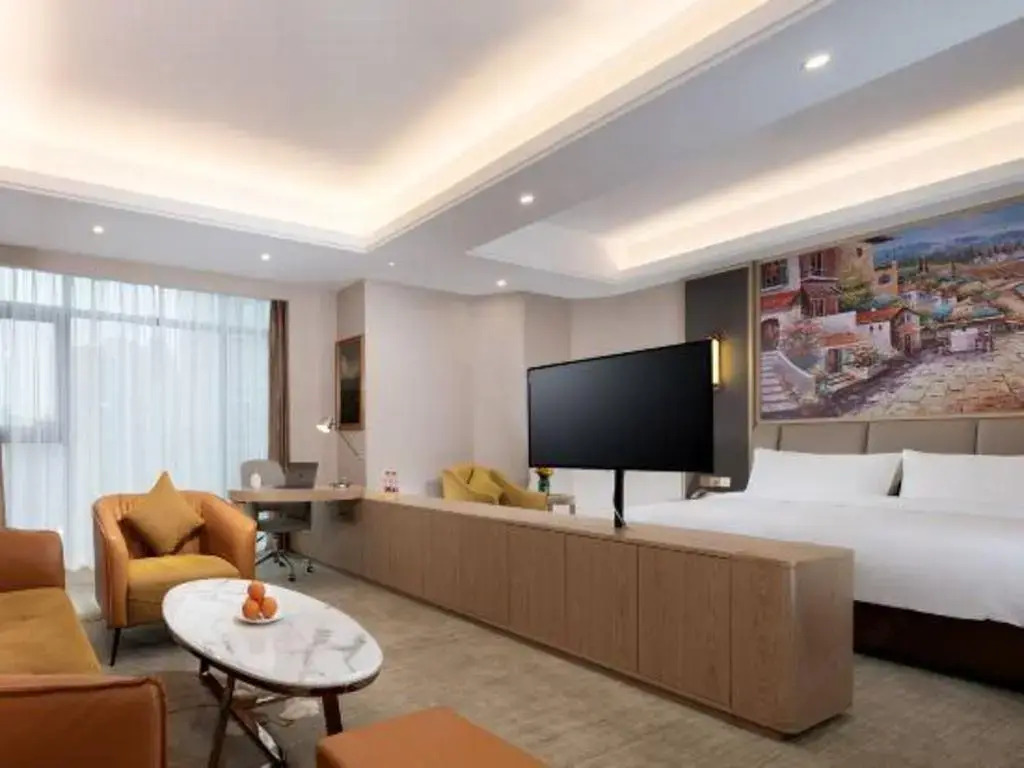 Vienna International Hotel (Chengdu Happy Valley, Dongzikou Metro Station)
