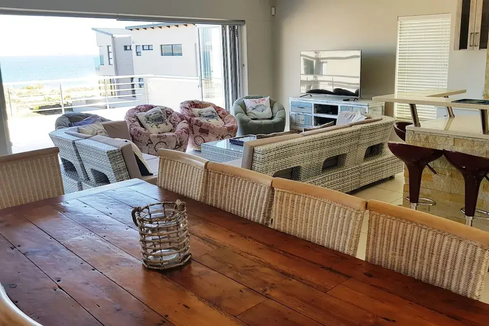 Seasons of Serenity, Langebaan, 8-sleeper