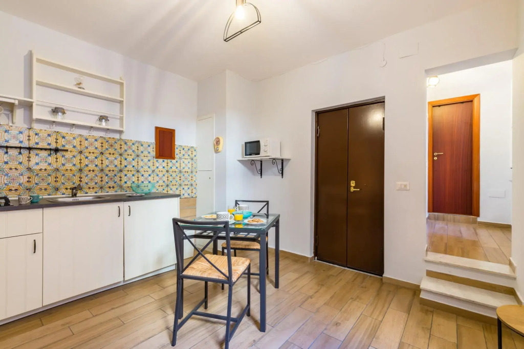Porta Nolana Apartment by Wonderful Italy