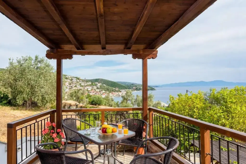 Seaside House with view over Pagasitikos