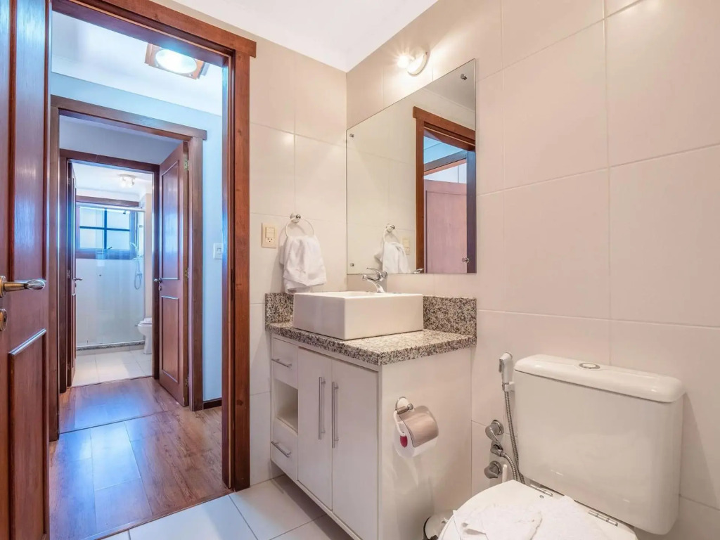 400 metros, Rua Coberta Centro - Villa Di Pietro 305