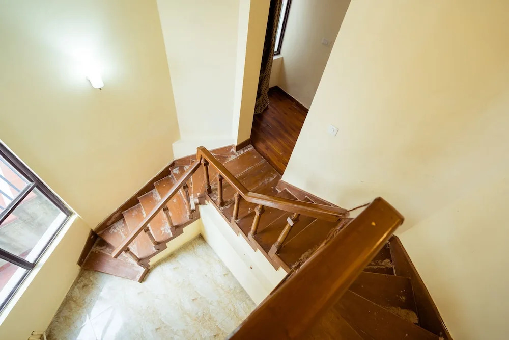 OYO 12429 Home Vintage 3BHK Villa Library Road