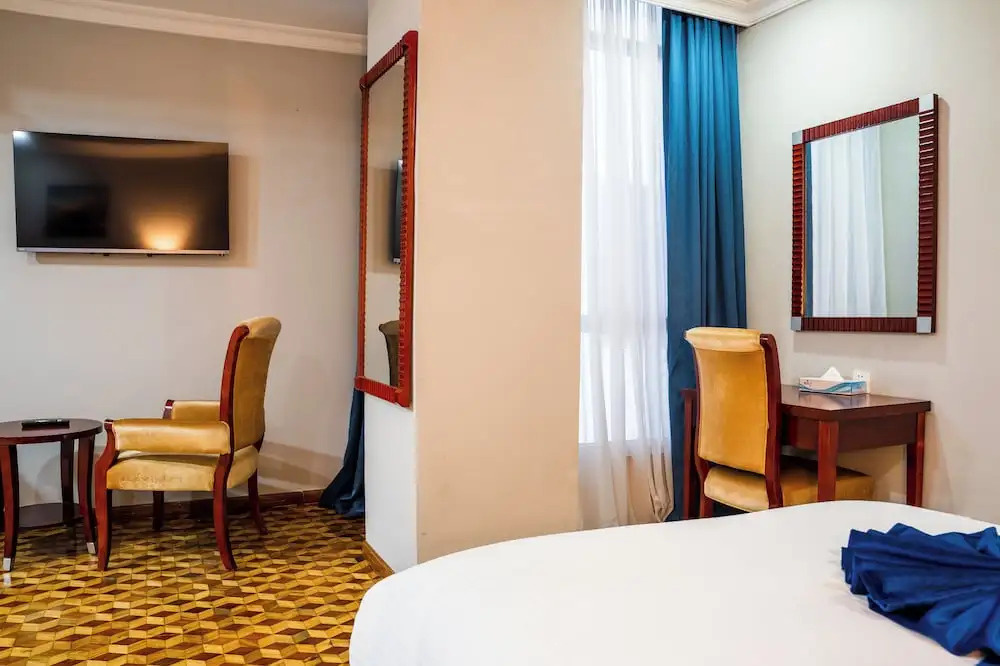 Omedad Hotel