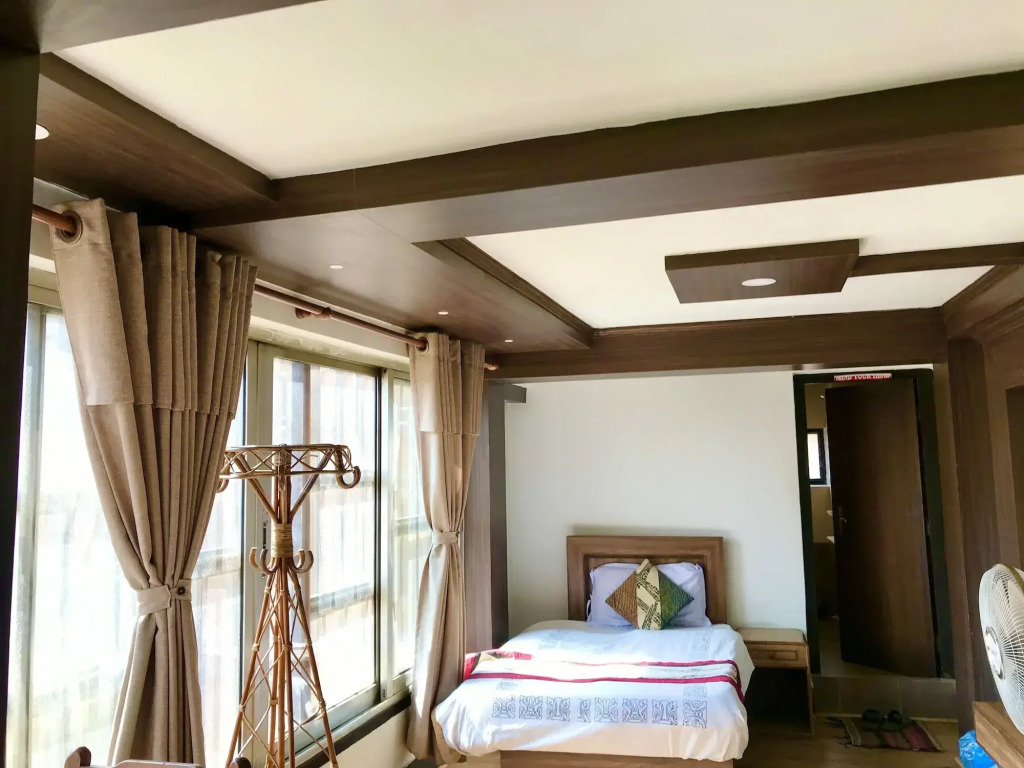 Shiva Guest House